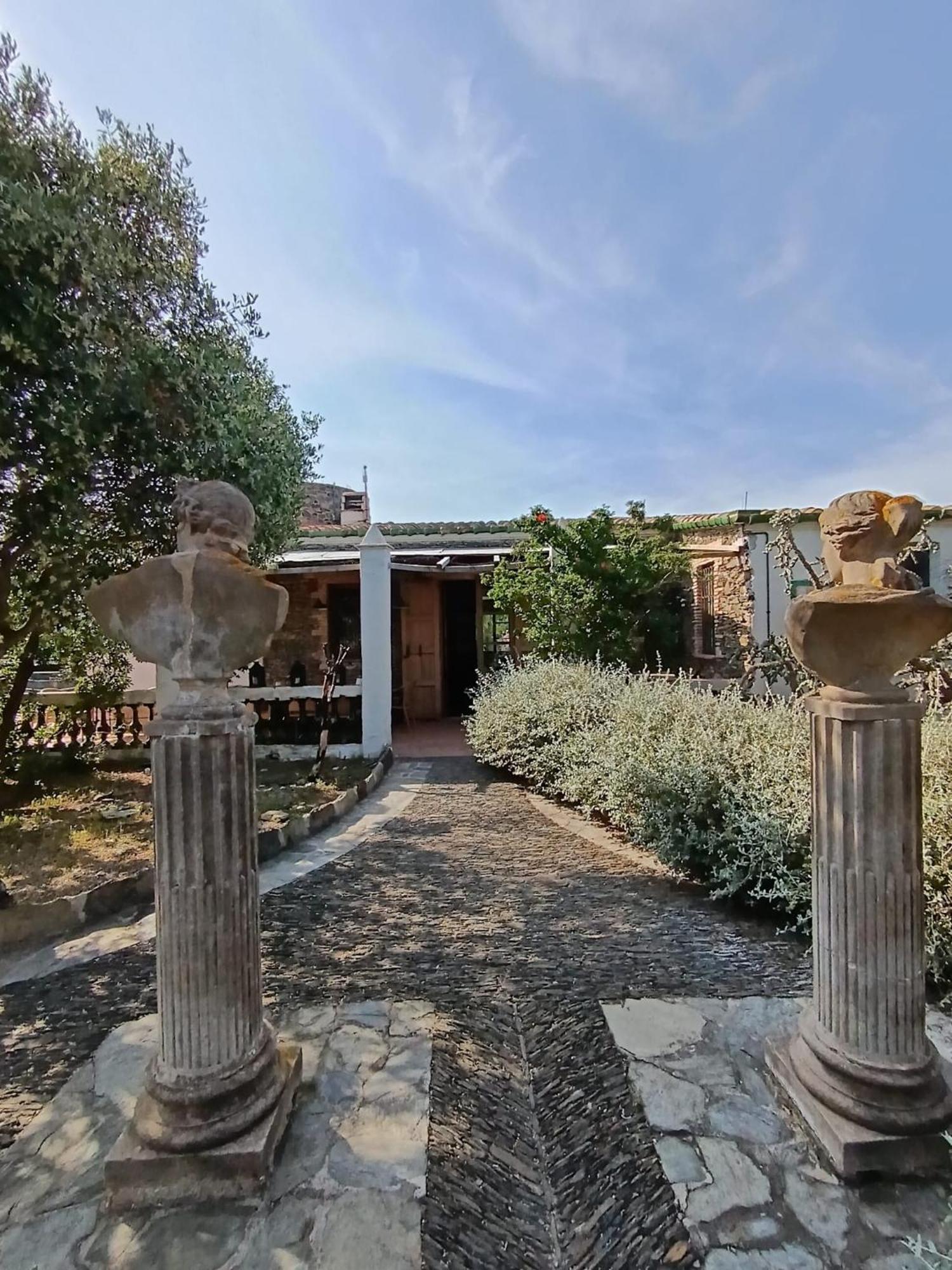 Isla Privada En Cadaques De Ensueno Con 11 Habitaciones Dobles Con Bano Privado Y Piscina المظهر الخارجي الصورة