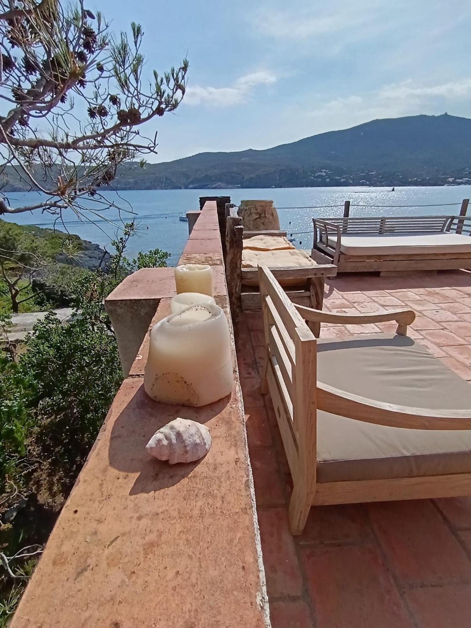 Isla Privada En Cadaques De Ensueno Con 11 Habitaciones Dobles Con Bano Privado Y Piscina المظهر الخارجي الصورة