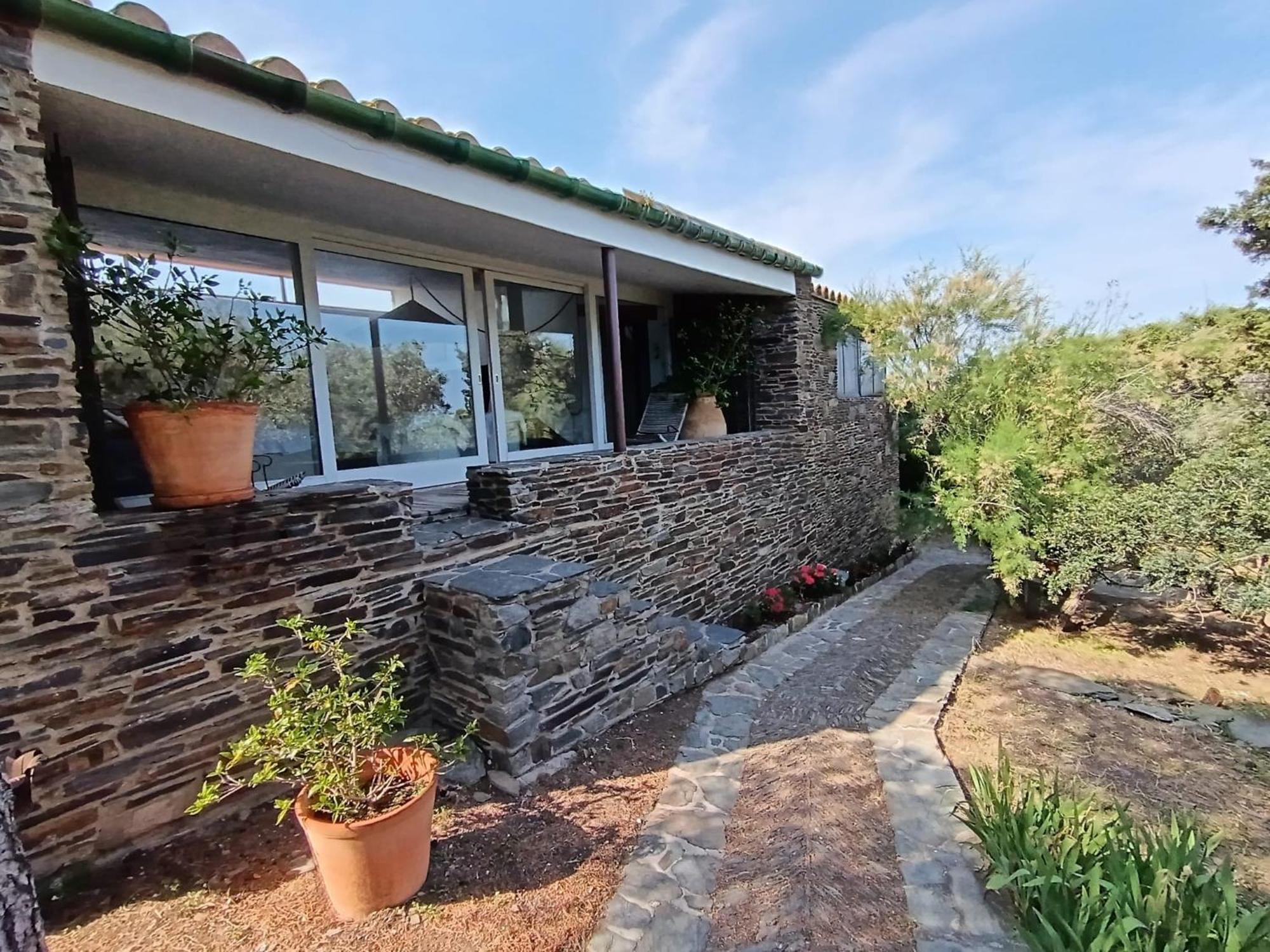 Isla Privada En Cadaques De Ensueno Con 11 Habitaciones Dobles Con Bano Privado Y Piscina المظهر الخارجي الصورة